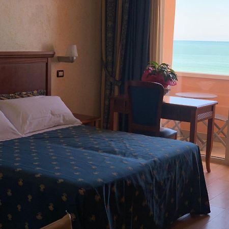 Hotel Alexander Resort Rimini Dış mekan fotoğraf